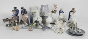 Royal Copenhagen, Bing Grøndahl, m.fl En samling figurer m.m. 18