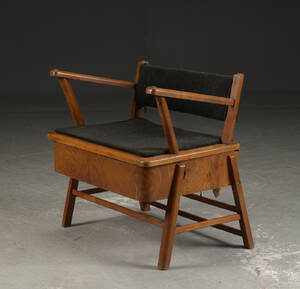 Stoldaybed i mahogni.