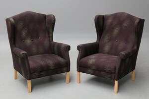 Ubekendt møbelproducent. Et par lænestole, kvadrat uld 2