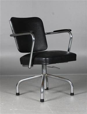 Karmstol, bauhaus stil