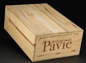 12 fl. Arômes de Pavie 2006 Saint-Emilion Owc.