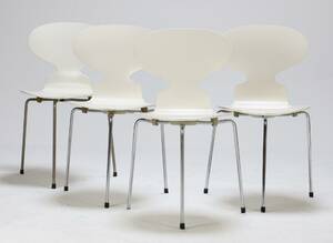 Arne Jacobsen Sæt på fire Myren stole af formbøjet hvidlakeret træ, model 3100 4