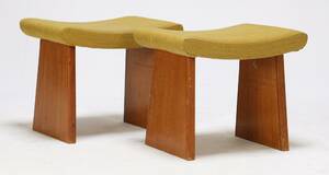 Dansk møbelproducent Et par skamler med stel af ahorn og teak 2