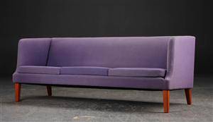 Arne Vodder, tilskrevet. Tre-pers. sofa, uld og teak, Ivan Schlechter