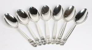 Georg Jensen, KongemønsterAcorn Syv dessertskeer 7