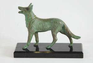 Figurin i form av hund