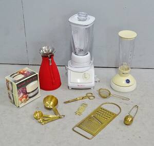 Parti husgeråd, 10 delar, karaff, mixer, tesil m.m. bl. a. eva solo, Coline m. fl.