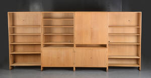 Hans J. Wegner for Ry Møbelfabrik. Fire reoler heraf to med underskab af egetræ 4