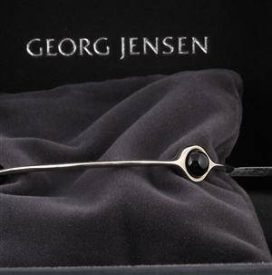 Georg Jensen. Sphere armring af sterlingsølv med sort agat