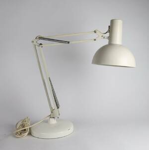 Louis Poulsen Hvidlakeret IT arkitektlampe