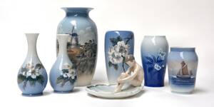 BG. Kgl. P. En samling vaser og figur af porcelæn7