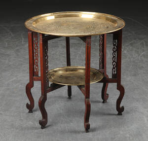 Rygebord af palisander og messing, 1900-tallets midte