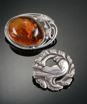 Georg Jensen broche og ravbroche af sølv 2