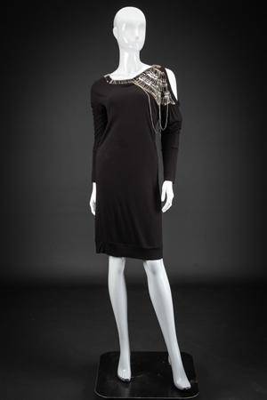Selskabskjole, sort, str. 36-38, mrk. Max Mara Selskabskjole, sort, str. 36-38, mrk. Patrizia Pepe. 2