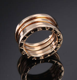 Bvlgari Bulgari. B. Zero1 ring af 18 kt. rødguld