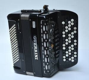 Guerrini. Knapharmonika, model Premier