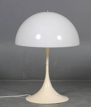 Verner Panton, Pantella bordlampe