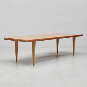 Soffbord, Tove Edward Kindt-Larsen