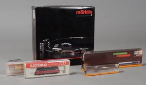 Märklin Mini-club samt Fleischmann m.m. Samling tog lokotiv, godsvogne, skinner m.m.