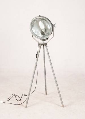 Strahler Scheinwerfer Floodlight Model BT25A, von Tilley, England auf Tripod-Stativ