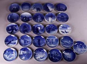 Bing Grøndahl juleplatter jultallrikar, 1903-1984, 27 st