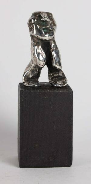 Leif Sylvester f. 1940 Mandsling. Figur af forsølvet tin.
