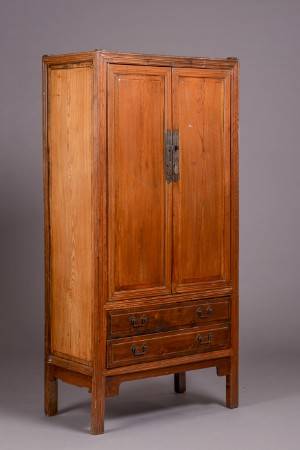 Kineisisk skab, elmetræ, ca. 1900