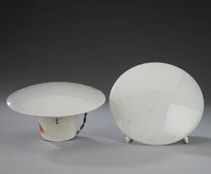 Arne Jacobsen. Par Eclipta væglamper, Ø 22 cm. 2