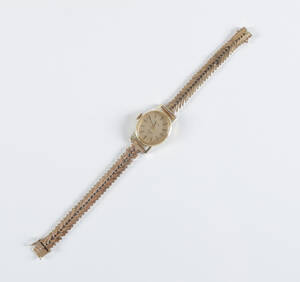 Omega. Vintage dameur med udført af 14 kt guld