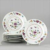 A Set of Famille Rose Plates OrientalSelected