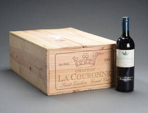 10 fl. Chateau La Couronne 2001 Saint-Emilion Grand Cru Denne vare er sat til omsalg under nyt varenummer 4376990