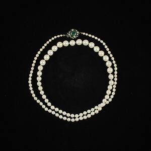 Pärlcollier, 2 st. Silverlås