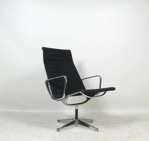 Charles Ray Eames, Sessel EA 116 aus der Alu Group von Vitra