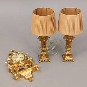 BORDSARMATUR, ett par VÄGGUR, gustaviansk stil, förgylld, 1900-tal.