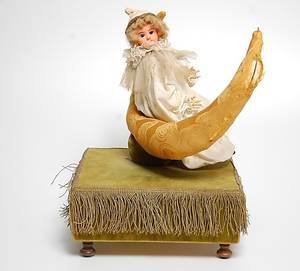 SPELDOSA, JOHN BLUND, med rörlig docka, 18-1900-tal.