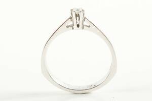 Toftegaard. Solitaire ring af 14 kt. hvidguld, 0.05 ct