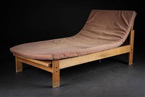 Dansk møbelproducent. Daybed af massiv egetræ