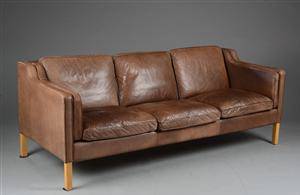 Stouby. Fritstående tre-pers. sofa, læder