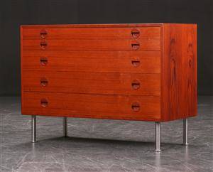 Rud Thygesen Johnny Sørensen, HG Furniture. Kommode af teak, 1960erne
