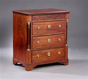 Københavner Louis XVI kommode af mahogni, ca. 1780