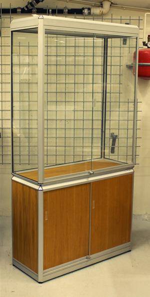 Butiksvitrin Multiform