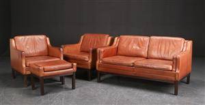 To-personers sofa, par lænestole samt skammel, dansk møbelproducent 4