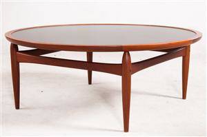 Ludvig Pontoppidan, stort soffbordsidobord av teak