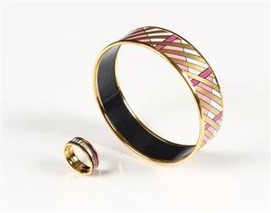 Michaela Frey, armring samt ring 2