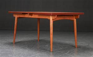 Slutpris för hans j. wegner. spisebord hollandsk