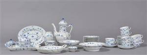 Royal Copenhagen Kgl. P. Musselmalet Riflet. Div dele stel 44