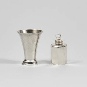 Bägareflaska, silver