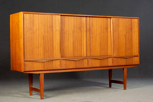 E.W. Bach, großes Highboard für Sejling Stolefabrik