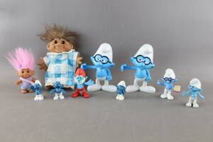 Troll DAM Danmark 2 st och smurfar 8 st
