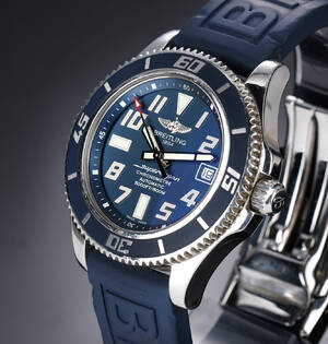 Breitling Superocean 42. Herreur i stål med mørkeblå skive, 2010erne
